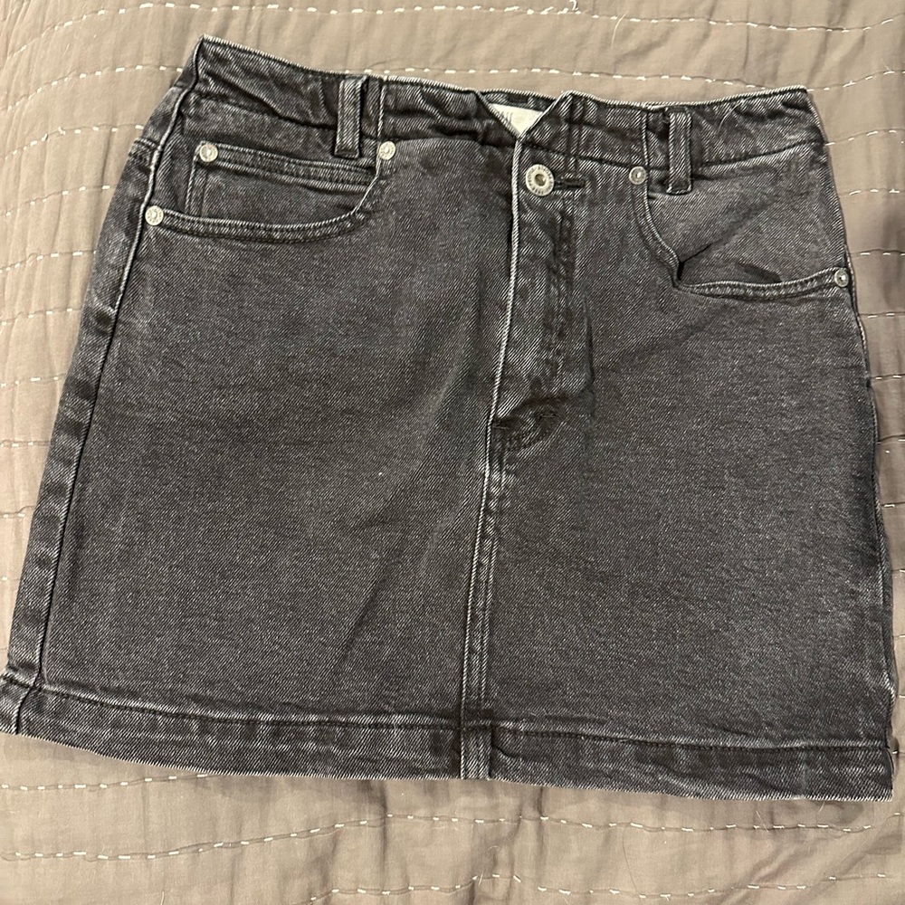 Free People Black Denim Mini Skirt size Women’s 27